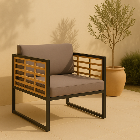 Verona – Set van 2 Acaciahouten Tuinstoelen met Donkergrijze Kussens