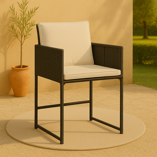 Nerano – 4-delige Tuinstoelenset van Zwart PE-Rattan met Crèmewitte Kussens